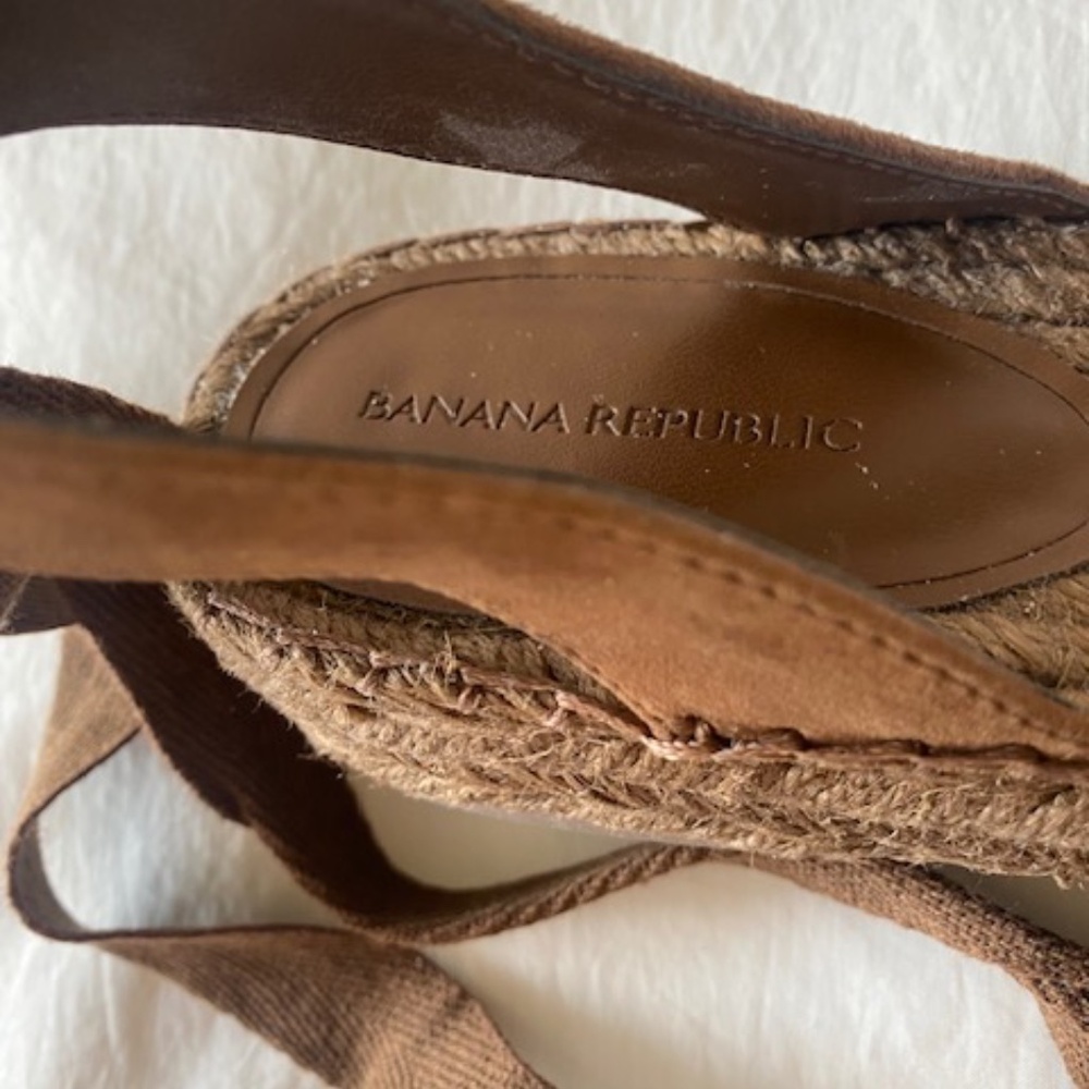 Banana Republic NWOT Chocolate Suede Classic Wrap-Around Ankle Tie Espadrilles - Picture 5 of 9